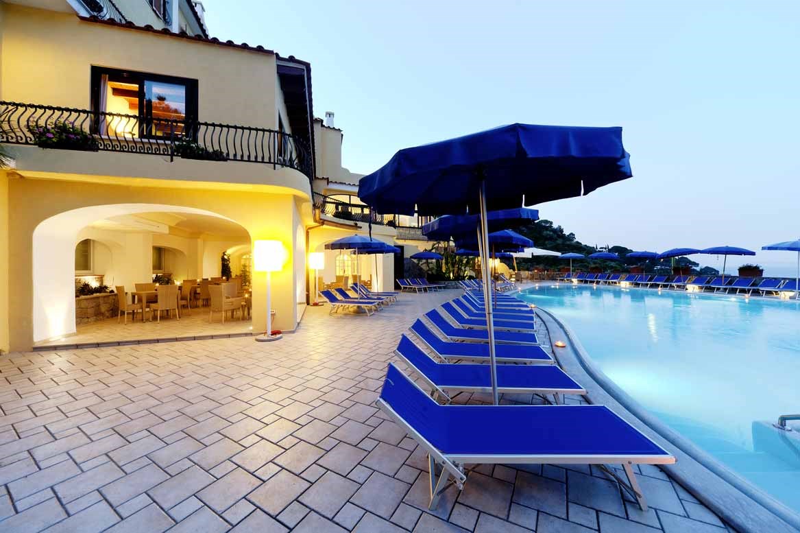 Hotel Terme San Lorenzo - Tel: 081.19.75.19.29