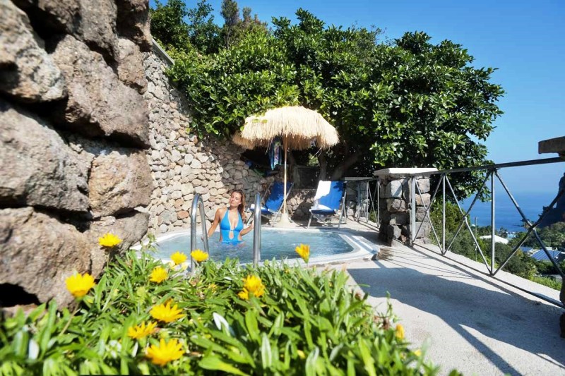Hotel Terme San Lorenzo - Tel: 081.19.75.19.29