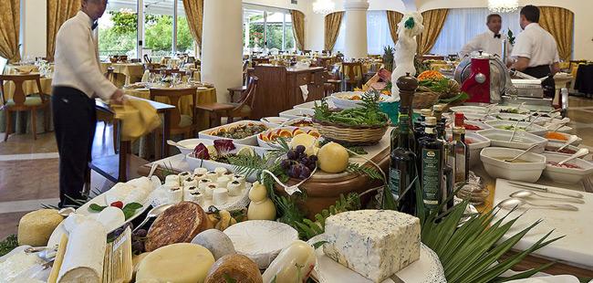Grand Hotel Excelsior Terme - Tel: 081.19.75.19.29
