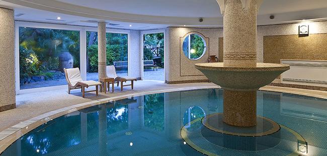 Grand Hotel Excelsior Terme - Tel: 081.19.75.19.29