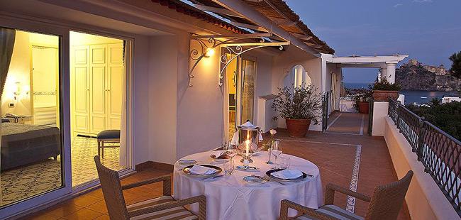 Grand Hotel Excelsior Terme - Tel: 081.19.75.19.29
