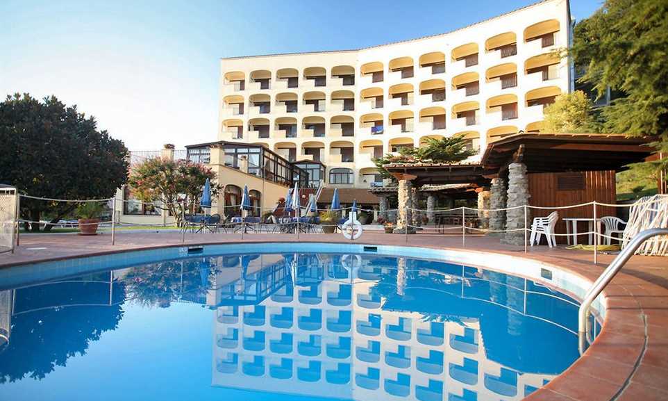 Hotel Hermitage & Park Terme - Tel: 081.19.75.19.29