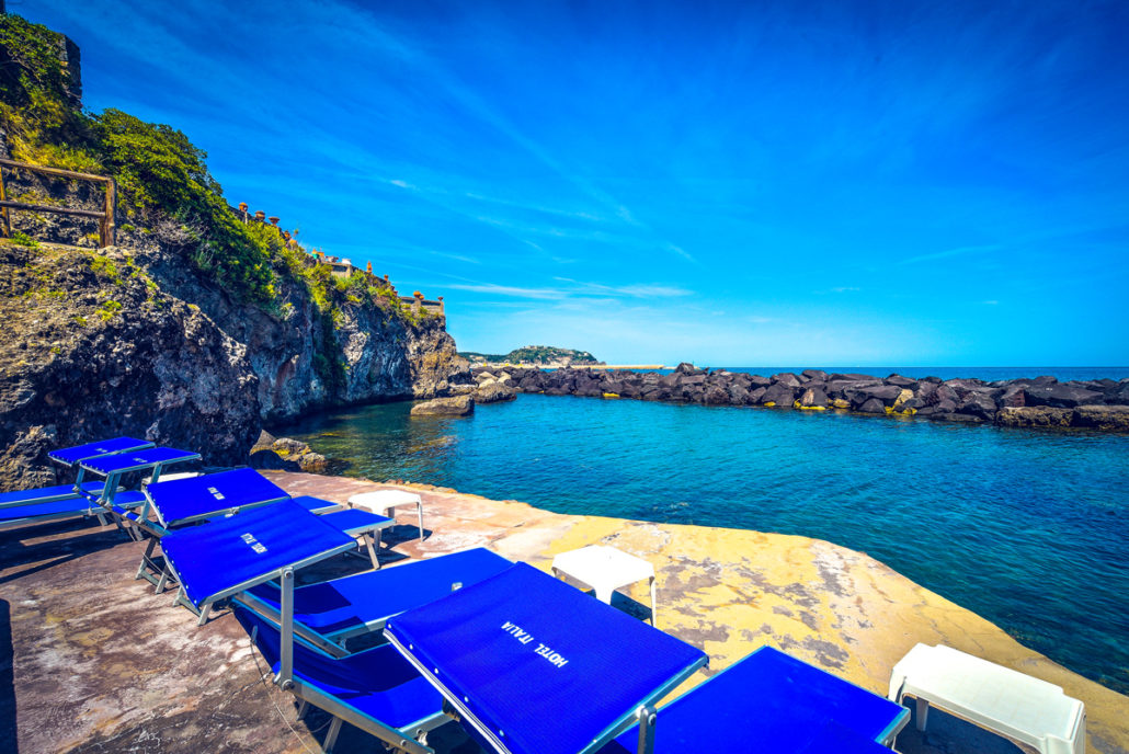 Hotel Terme Italia - Tel: 081.19.75.19.29