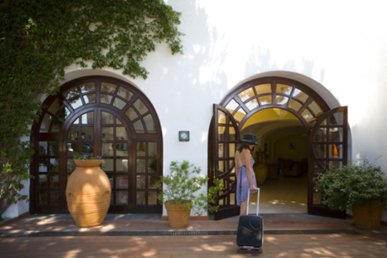 Hotel Park Imperial - Tel: 081.19.75.19.29