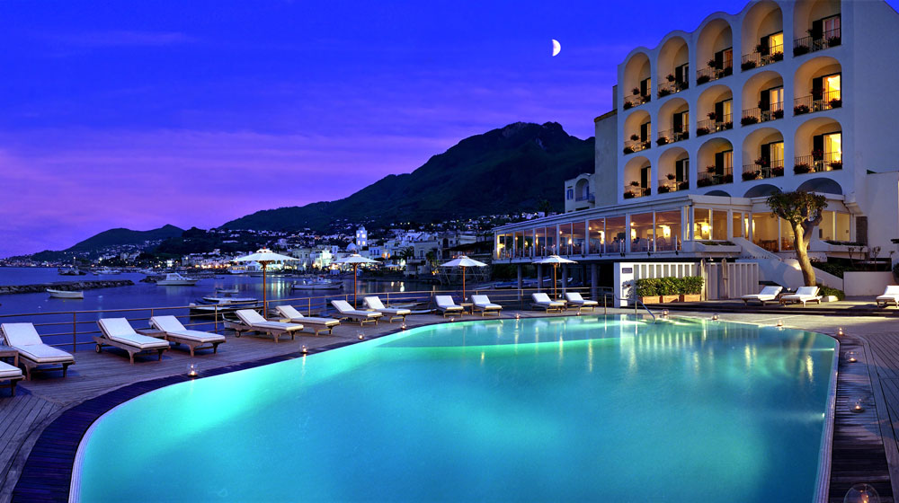 Hotel della Regina Isabella - Tel: 081.19.75.19.29