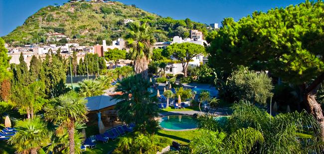 Hotel La Reginella - Tel: 081.19.75.19.29