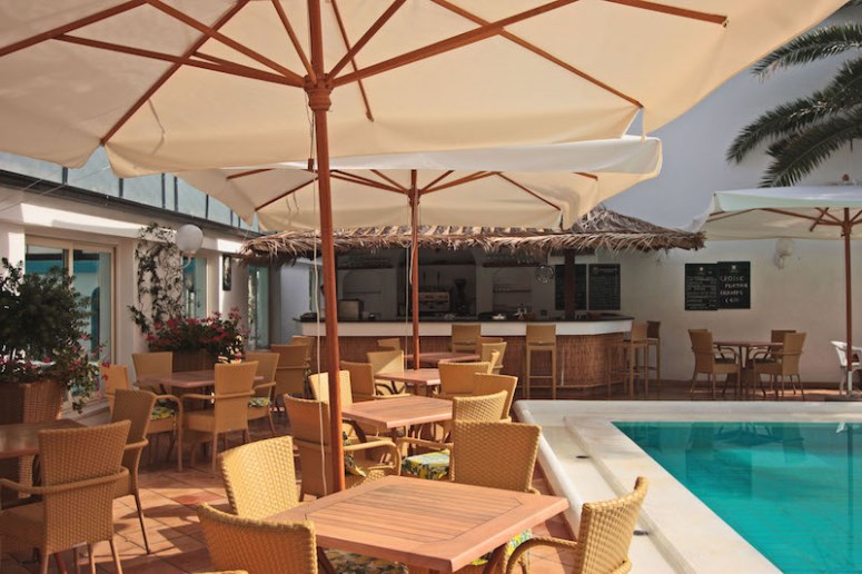 Hotel Royal Palm - Tel: 081.19.75.19.29