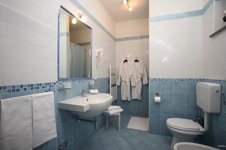 Hotel Royal Palm - Tel: 081.19.75.19.29