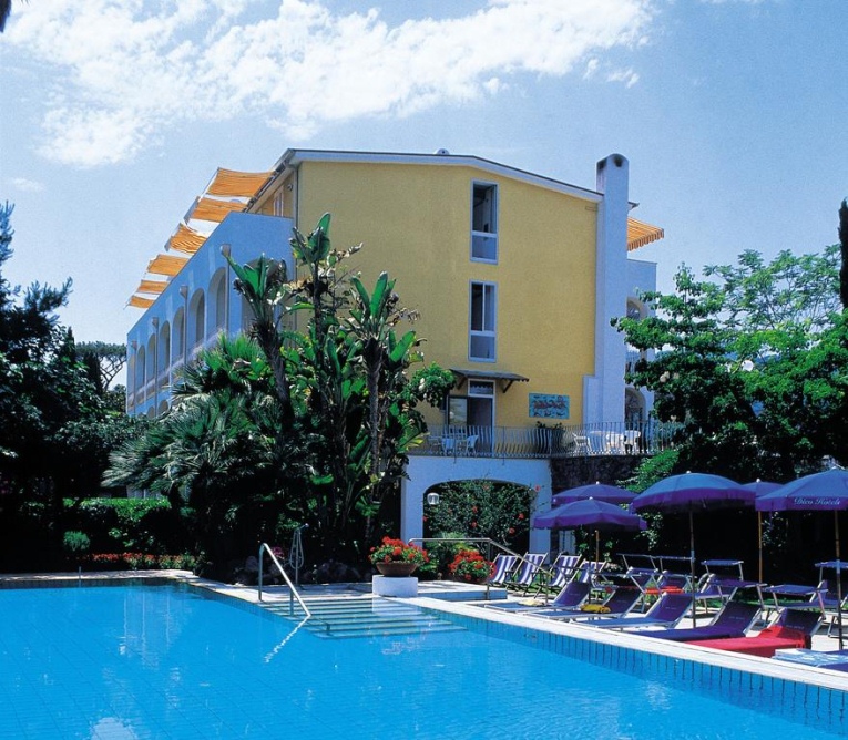 Hotel Terme San Giovanni - Tel: 081.19.75.19.29