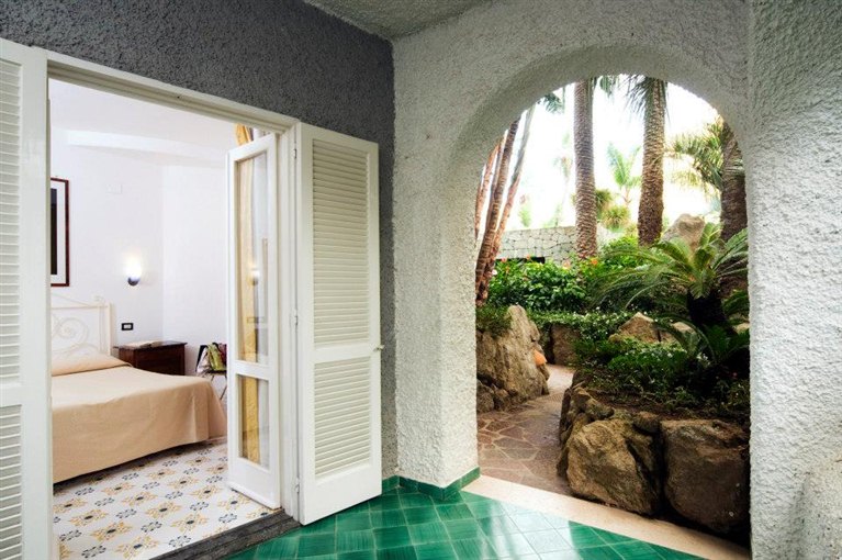Hotel Parco Maria - Tel: 081.19.75.19.29