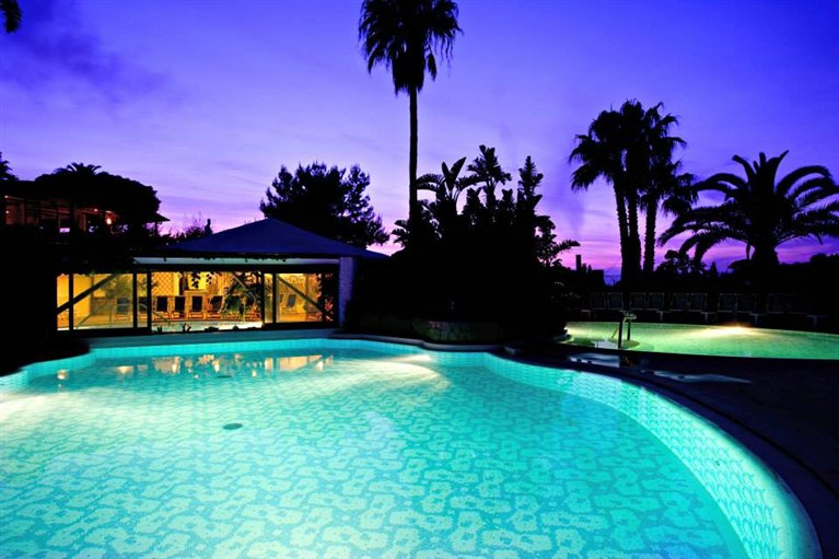 Hotel Parco Maria - Tel: 081.19.75.19.29